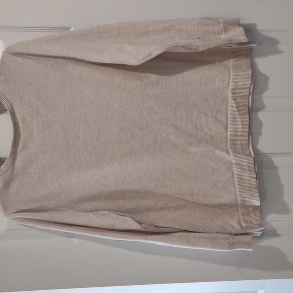 Women's Size Large Sweater Bundle - Picture 5 of 9